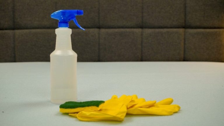 how-to-get-blood-out-of-a-mattress